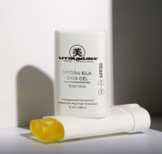 Utsukusy HYDRA SILK SKIN GEL SPF50 STICK Прозрачный гель-стик SPF50 для лица и тела 15 мл